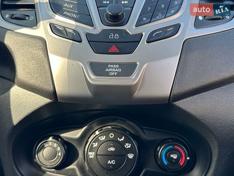 Седан Ford Fiesta 2013 в Полтаве фото 26 Седан Ford Fiesta 2013 в Полтаве