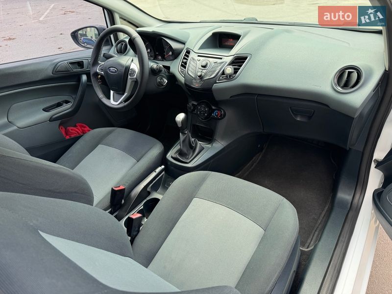 Хэтчбек Ford Fiesta 2010 в Виннице фото 9 Хэтчбек Ford Fiesta 2010 в Виннице
