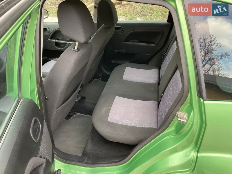 Хэтчбек Ford Fiesta 2007 в Львове