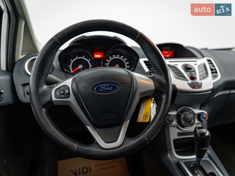 Хетчбек Ford Fiesta 2012 в Києві фото 12 Хетчбек Ford Fiesta 2012 в Києві
