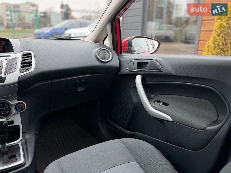 Хетчбек Ford Fiesta 2012 в Шептицькому фото 39 Хетчбек Ford Fiesta 2012 в Шептицькому