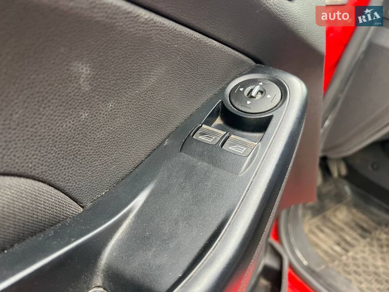 Хэтчбек Ford Fiesta 2014 в Киеве