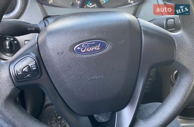 Седан Ford Fiesta 2013 в Борщеві