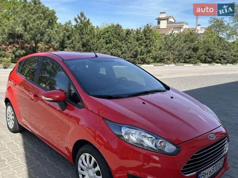 Хэтчбек Ford Fiesta 2015 в Одессе