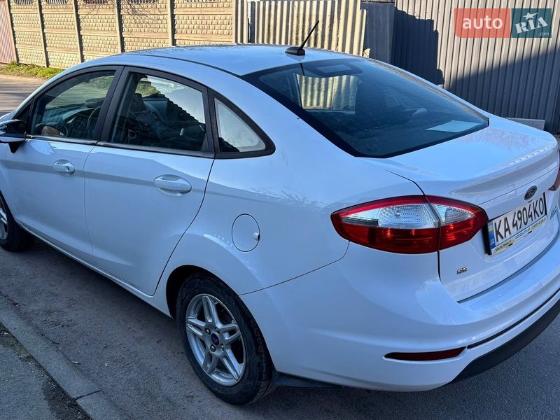 Седан Ford Fiesta 2018 в Василькове