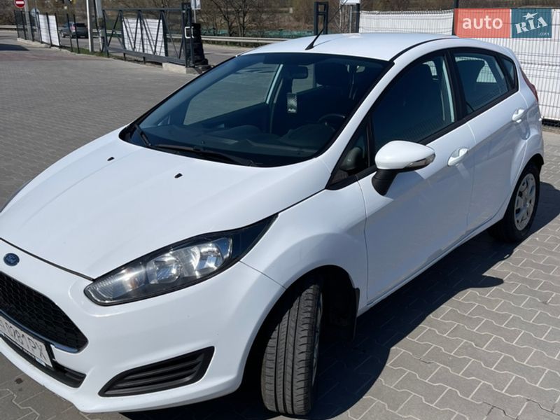 Хэтчбек Ford Fiesta 2017 в Ирпене