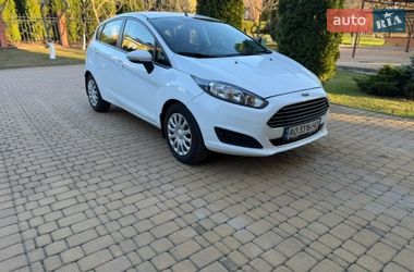 Хэтчбек Ford Fiesta 2013 в Киеве