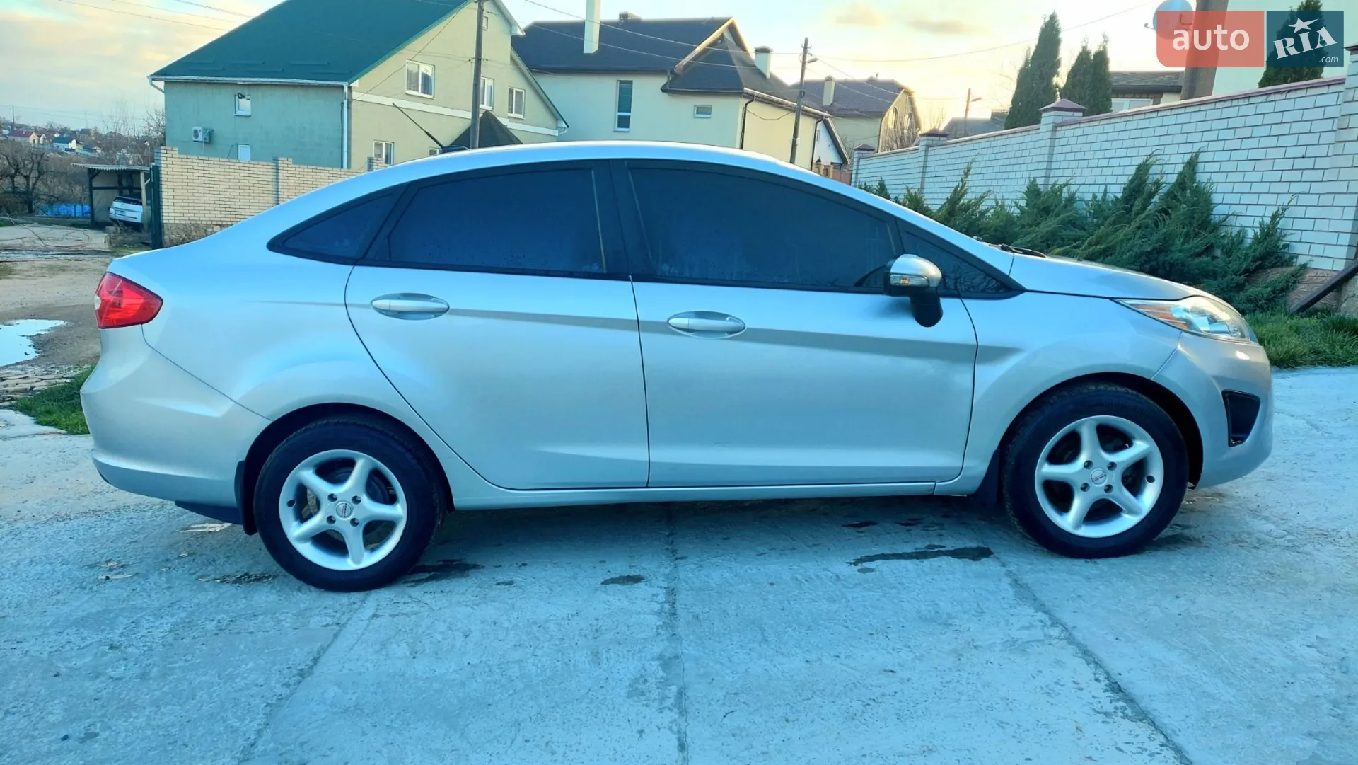 2013 Ford Fiesta - мініатюра 8