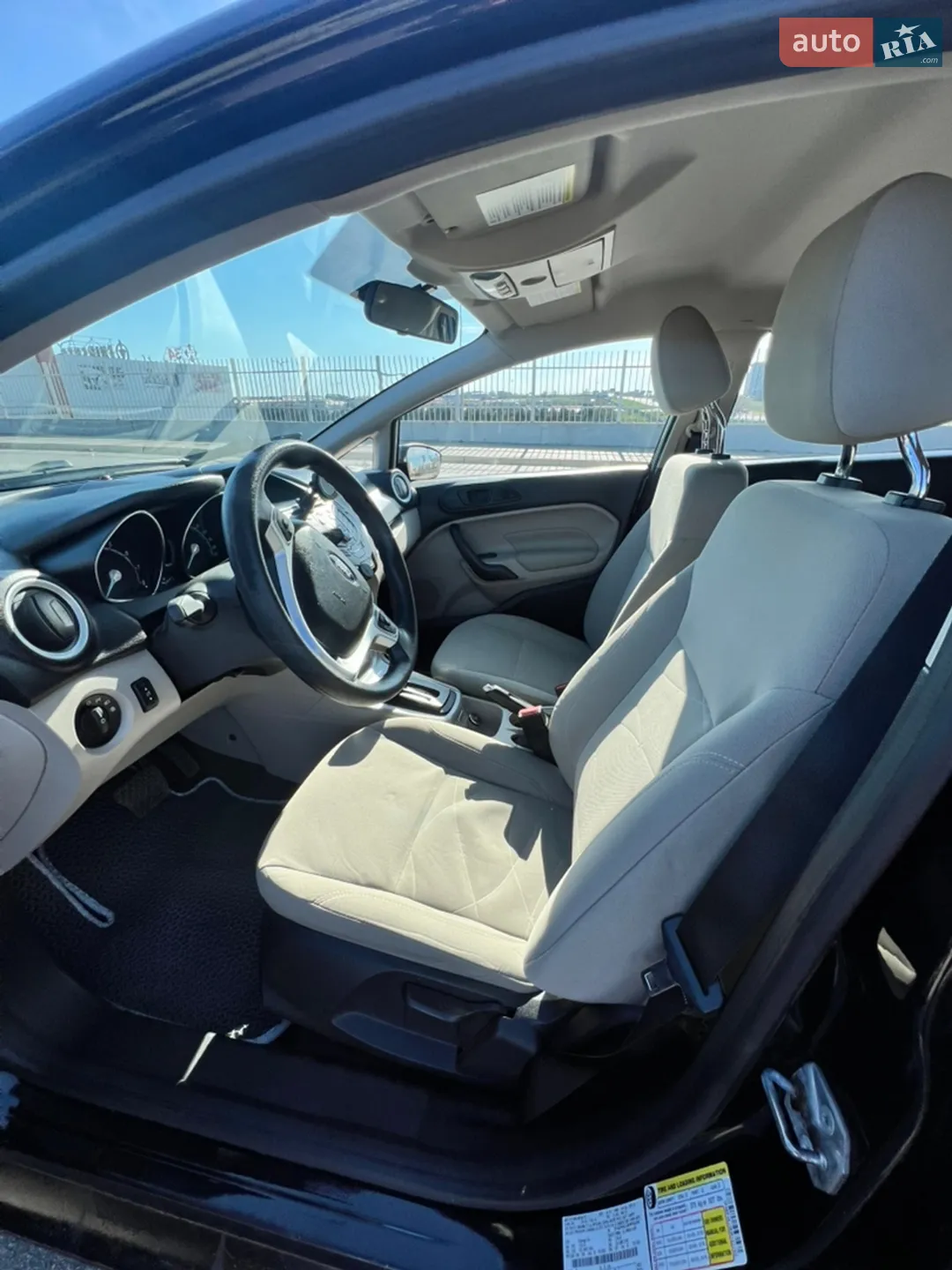 2018 Ford Fiesta - мініатюра 19