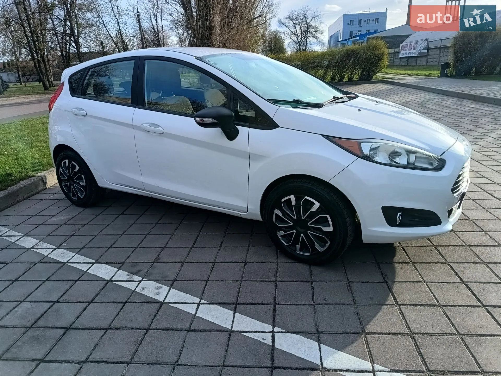 2017 Ford Fiesta - мініатюра 4