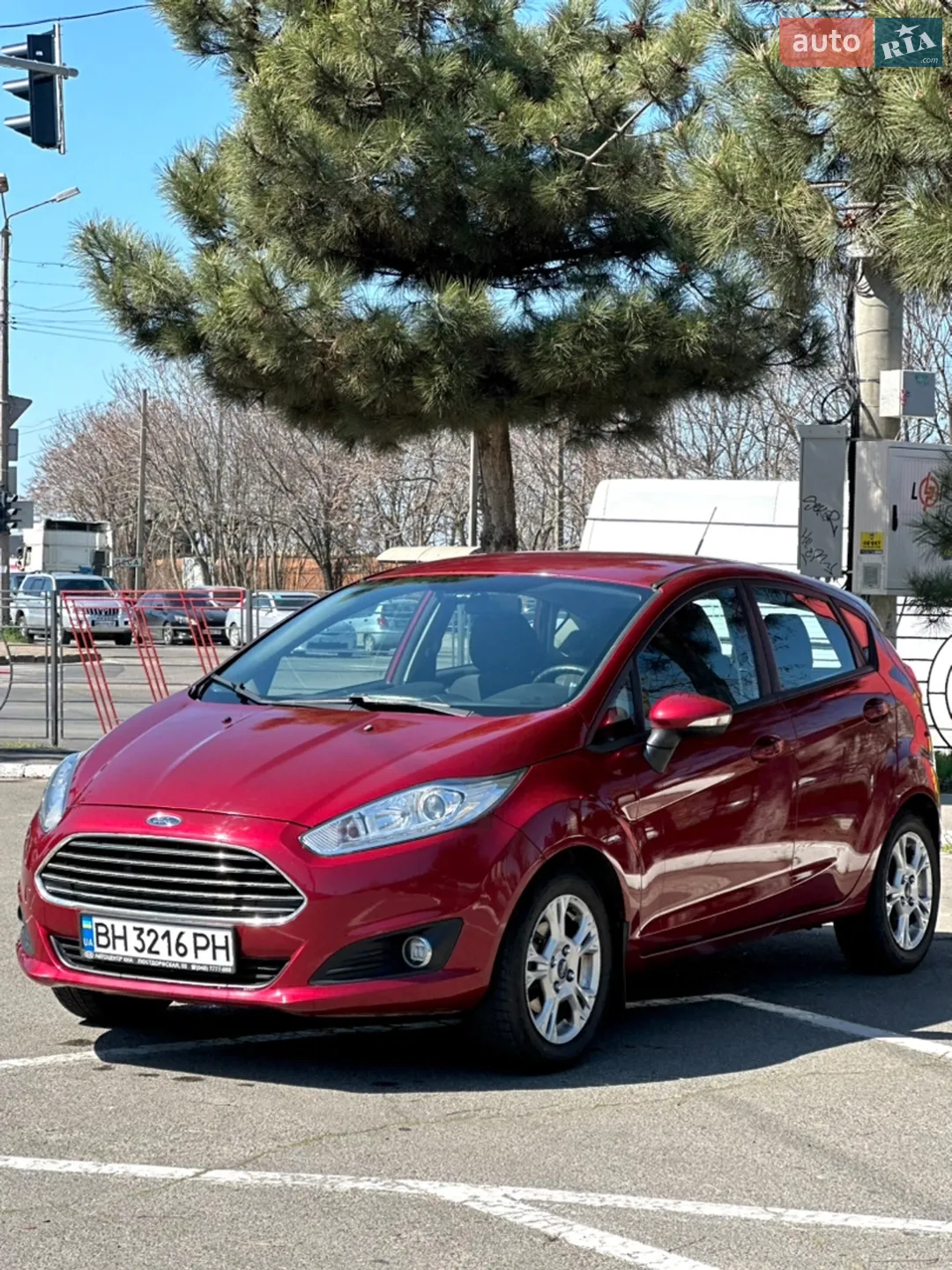 2013 Ford Fiesta - фото 1