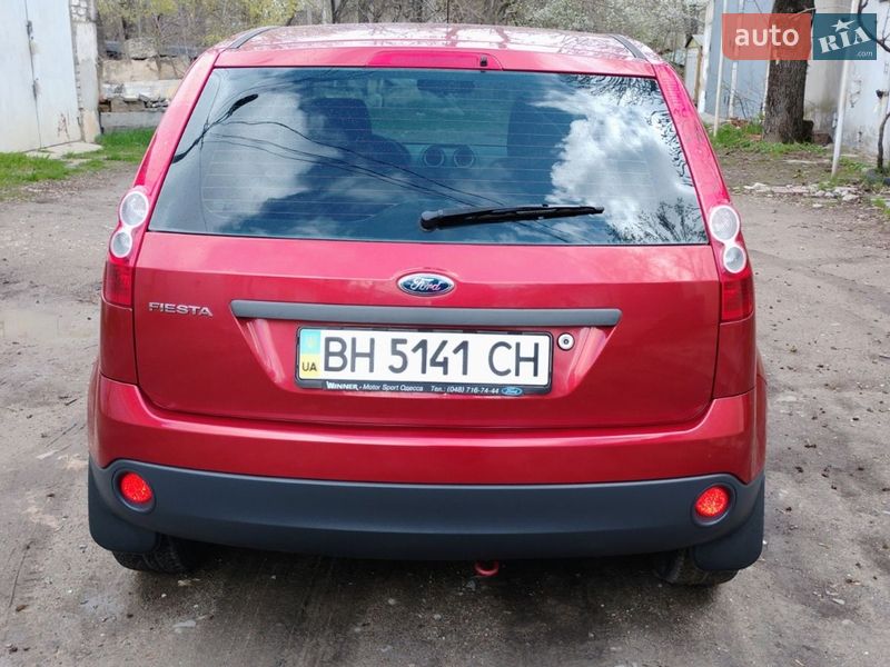 Хэтчбек Ford Fiesta 2008 в Одессе
