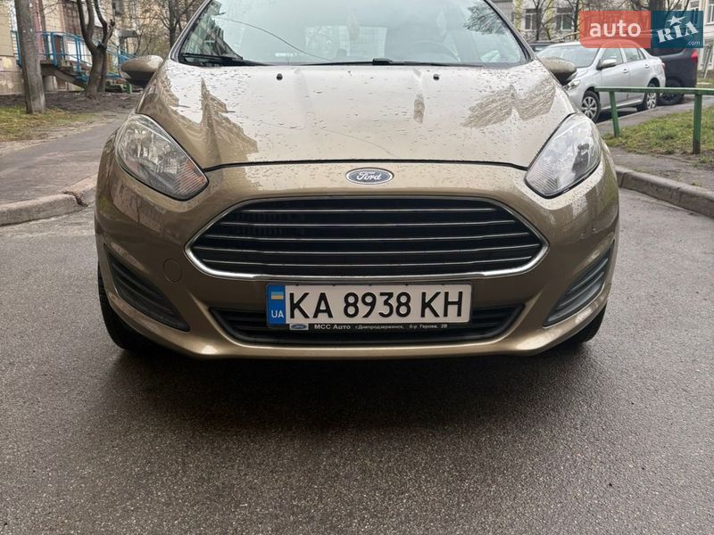 Хэтчбек Ford Fiesta 2013 в Киеве