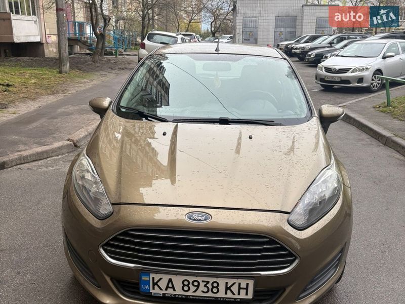 Хэтчбек Ford Fiesta 2013 в Киеве