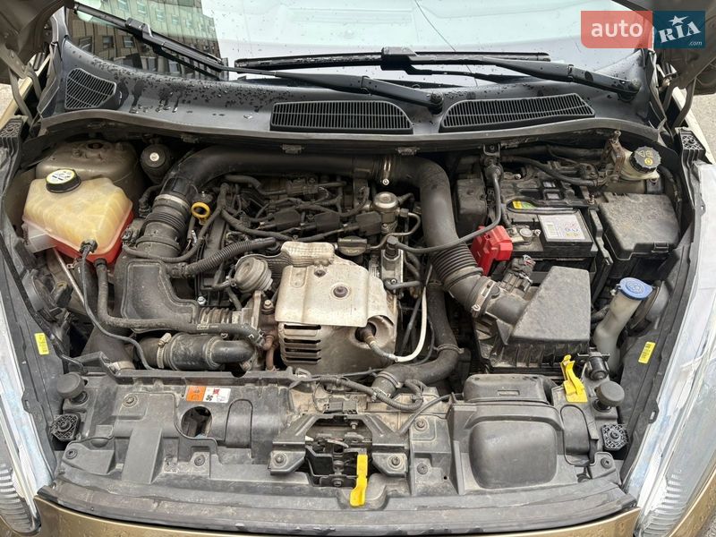 Хэтчбек Ford Fiesta 2013 в Киеве