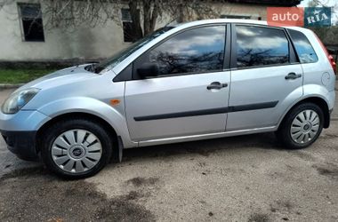Хетчбек Ford Fiesta 2008 в Прилуках