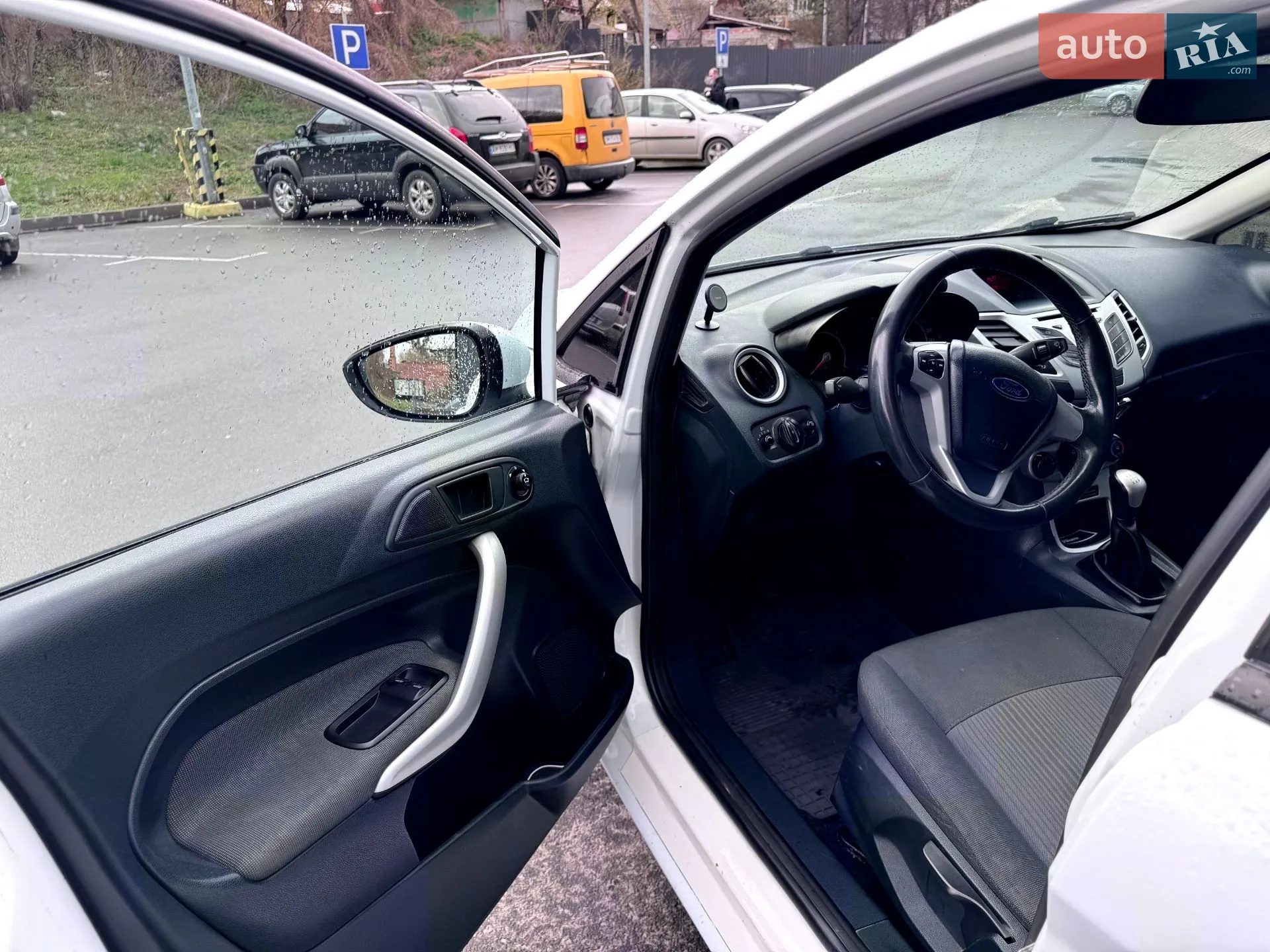 2012 Ford Fiesta - мініатюра 24