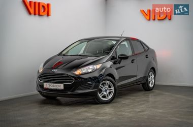 Седан Ford Fiesta 2018 в Киеве