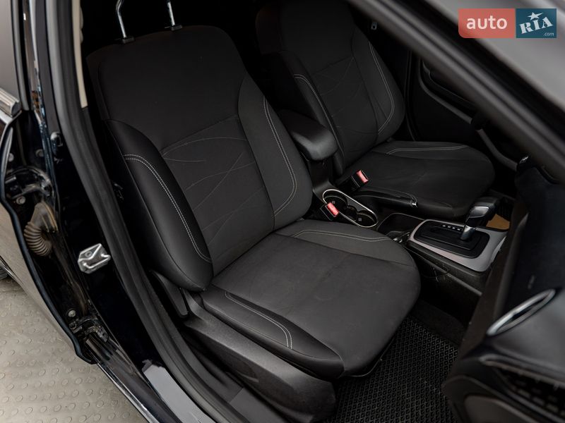 Седан Ford Fiesta 2018 в Києві