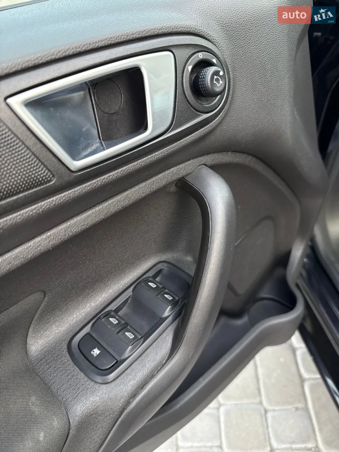 2015 Ford Fiesta - мініатюра 36