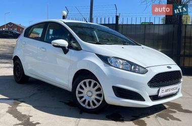 Хэтчбек Ford Fiesta 2017 в Киеве