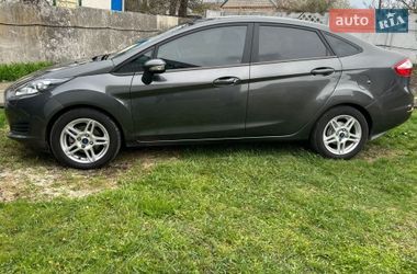 Седан Ford Fiesta 2017 в Дніпрі