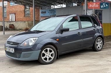 Хетчбек Ford Fiesta 2006 в Сумах