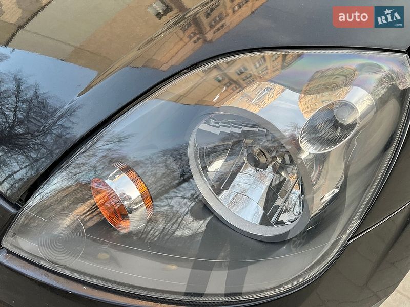 Хетчбек Ford Fiesta 2007 в Львові