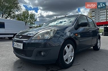 Хэтчбек Ford Fiesta 2008 в Львове