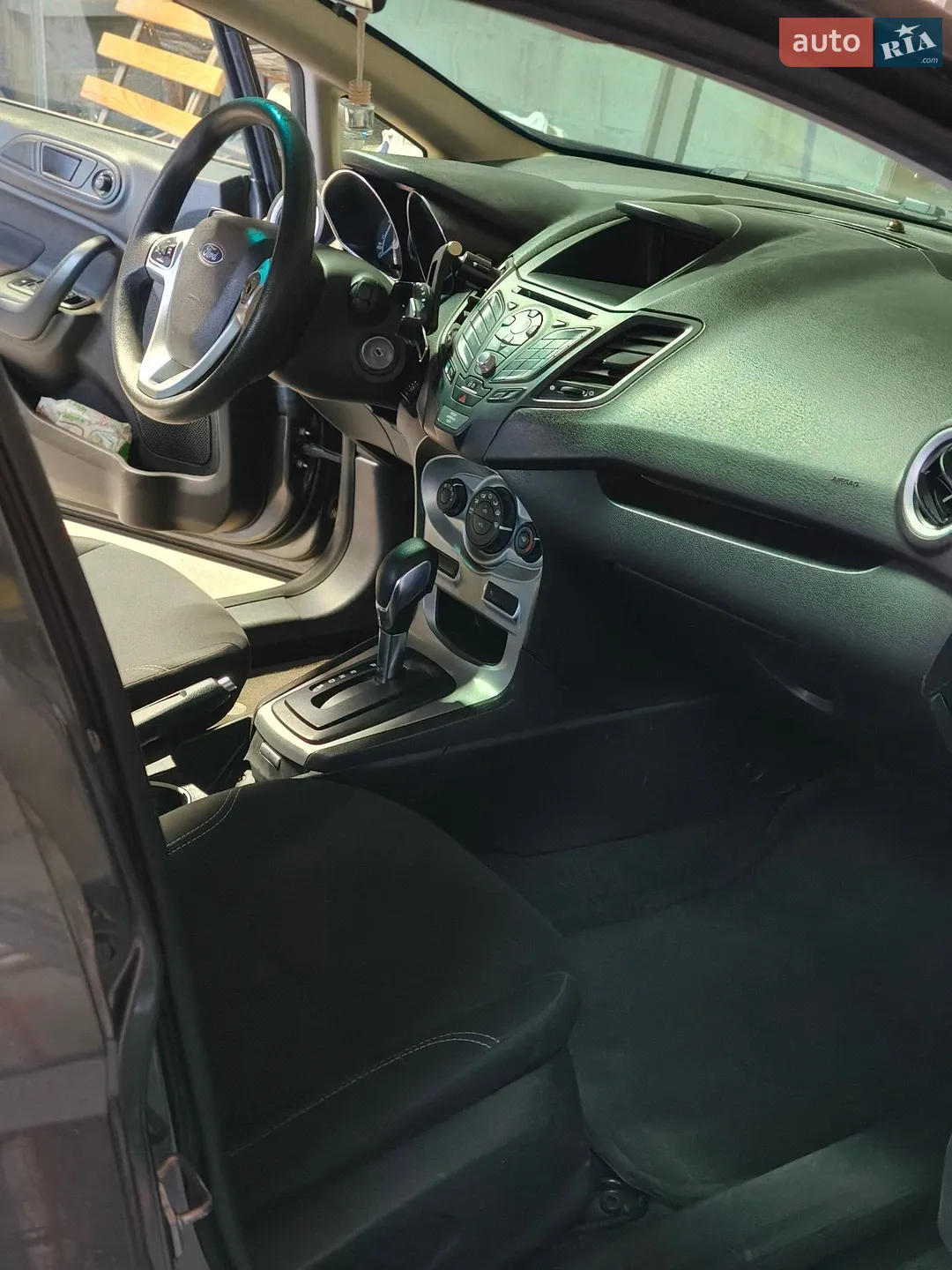 2018 Ford Fiesta - мініатюра 9