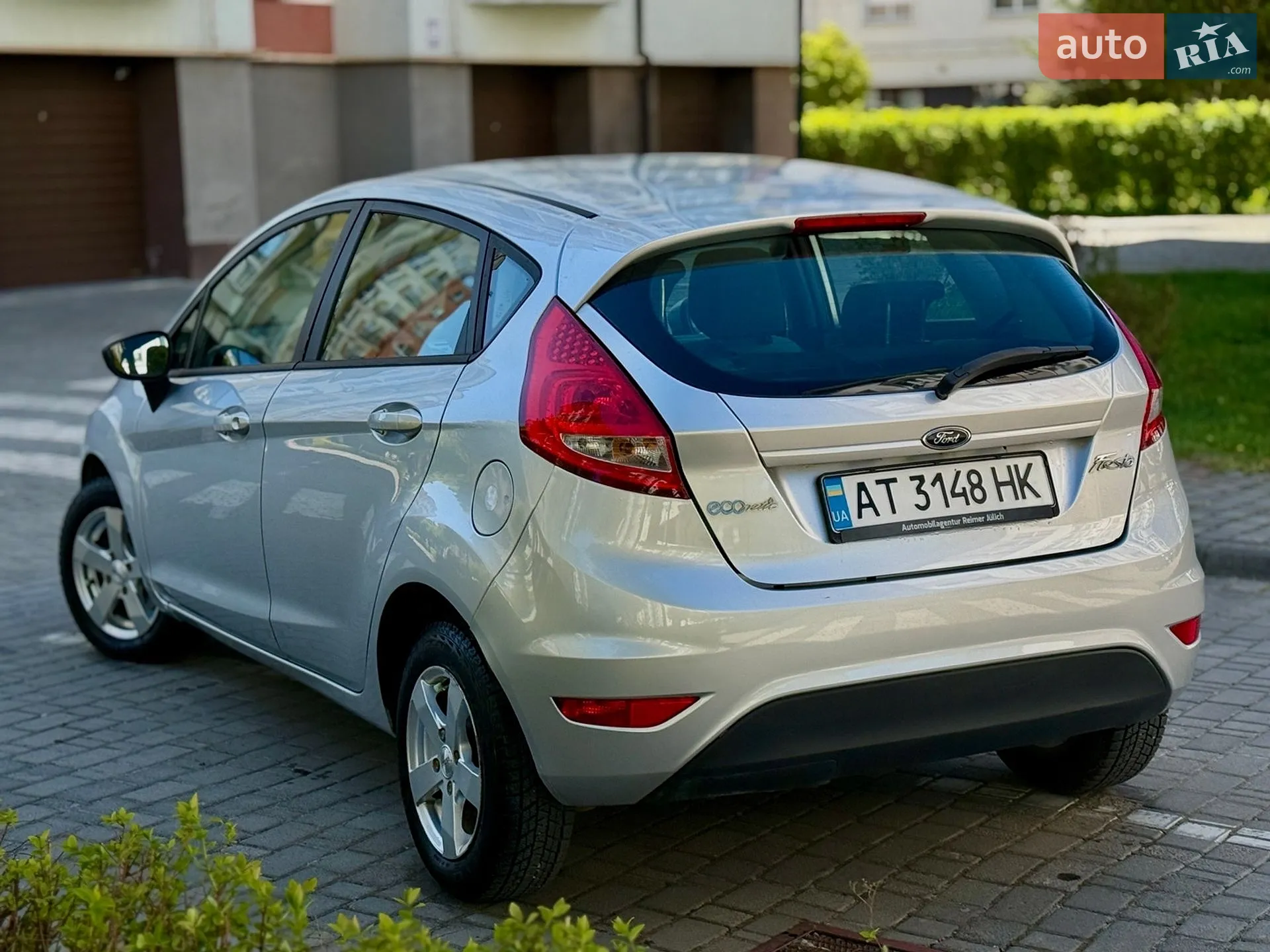 2010 Ford Fiesta - мініатюра 4