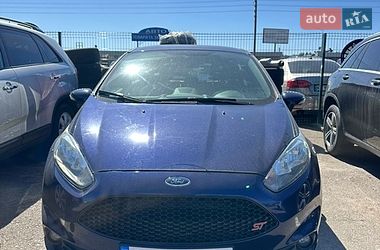 Хетчбек Ford Fiesta 2015 в Києві
