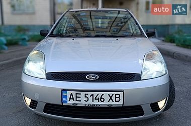 Хетчбек Ford Fiesta 2004 в Дніпрі