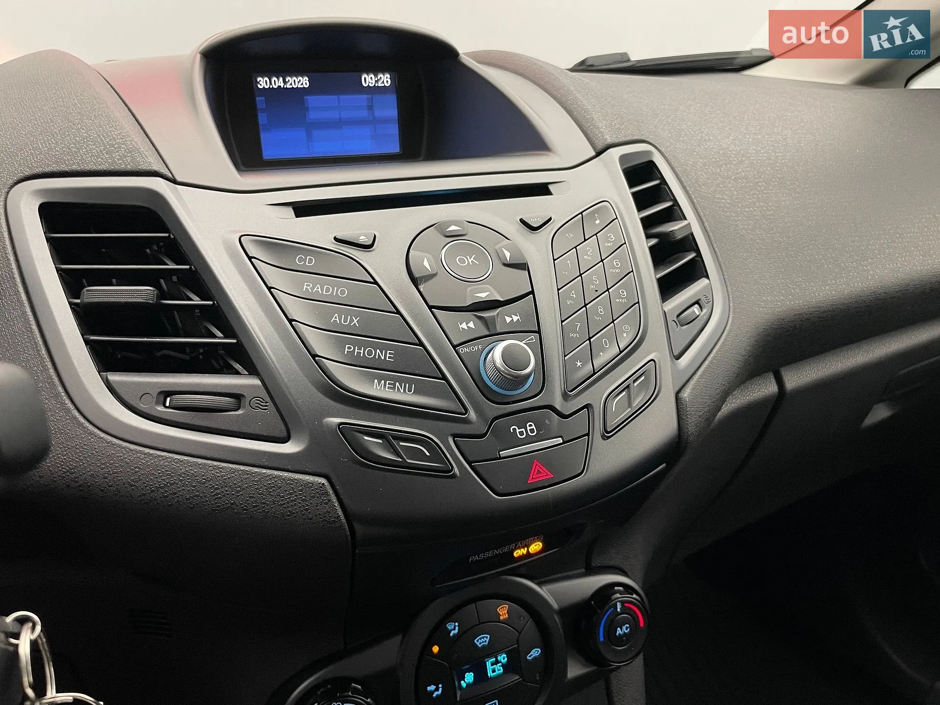 2016 Ford Fiesta - мініатюра 13