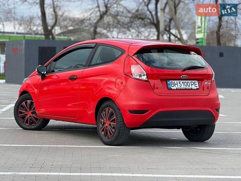 Хэтчбек Ford Fiesta 2013 в Одессе
