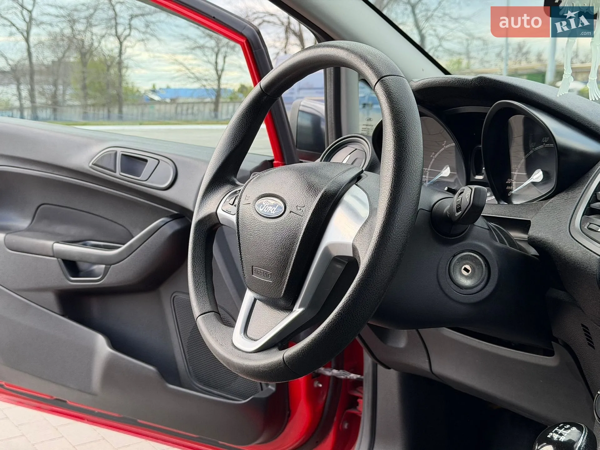 2013 Ford Fiesta - мініатюра 26