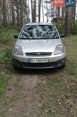 Хетчбек Ford Fiesta 2006 в Полтаві