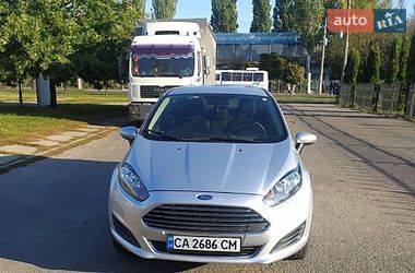 Седан Ford Fiesta 2018 в Черкасах