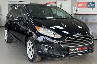 Хэтчбек Ford Fiesta 2016 в Киеве