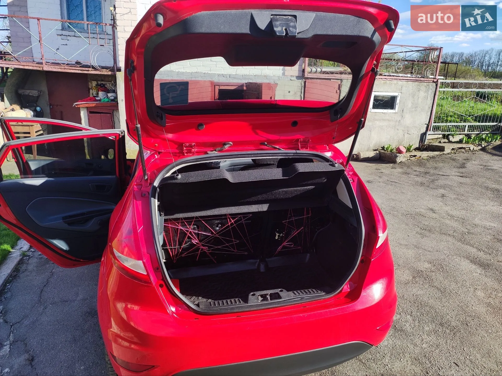 2010 Ford Fiesta - мініатюра 11