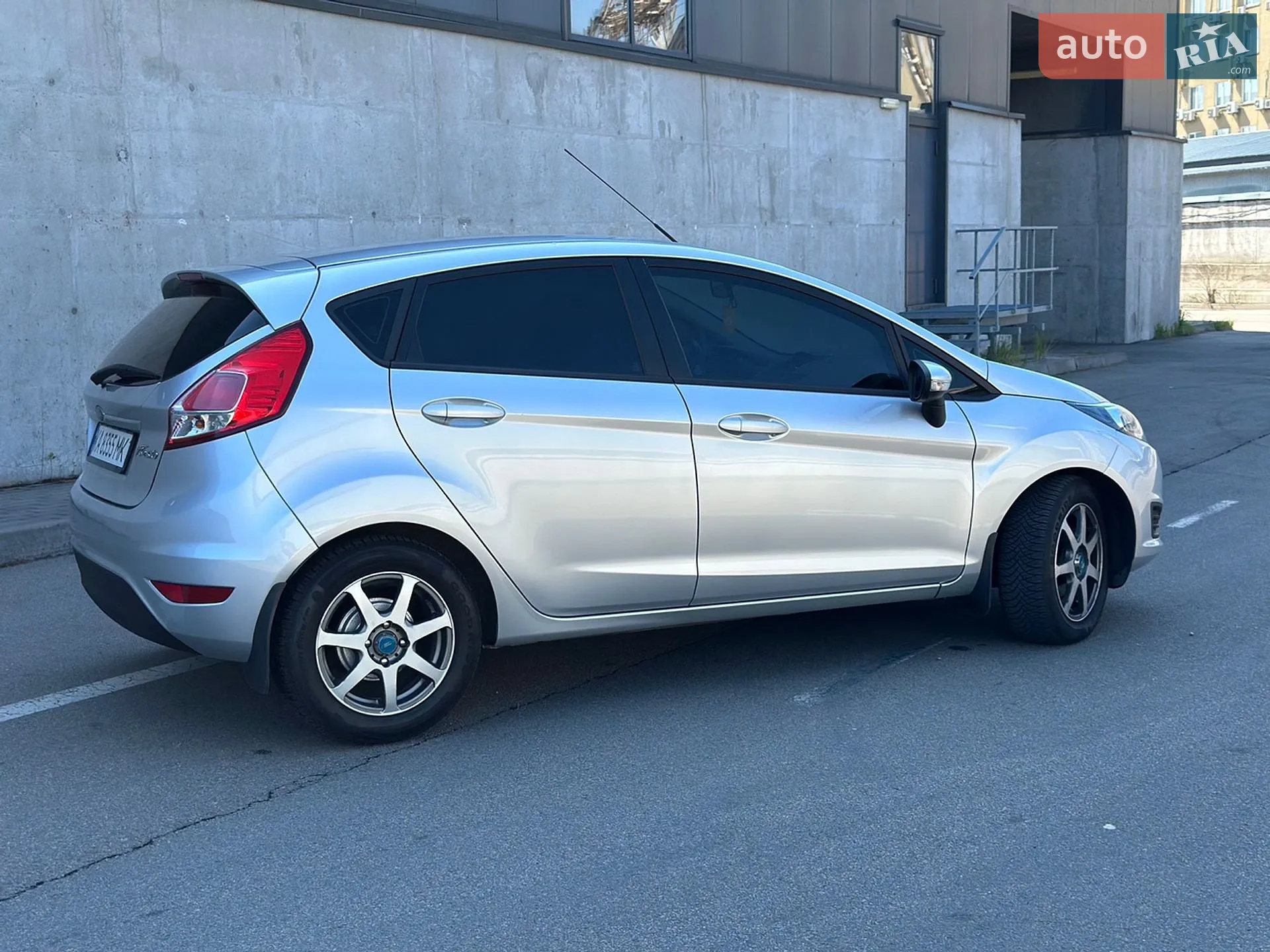 2013 Ford Fiesta - мініатюра 8