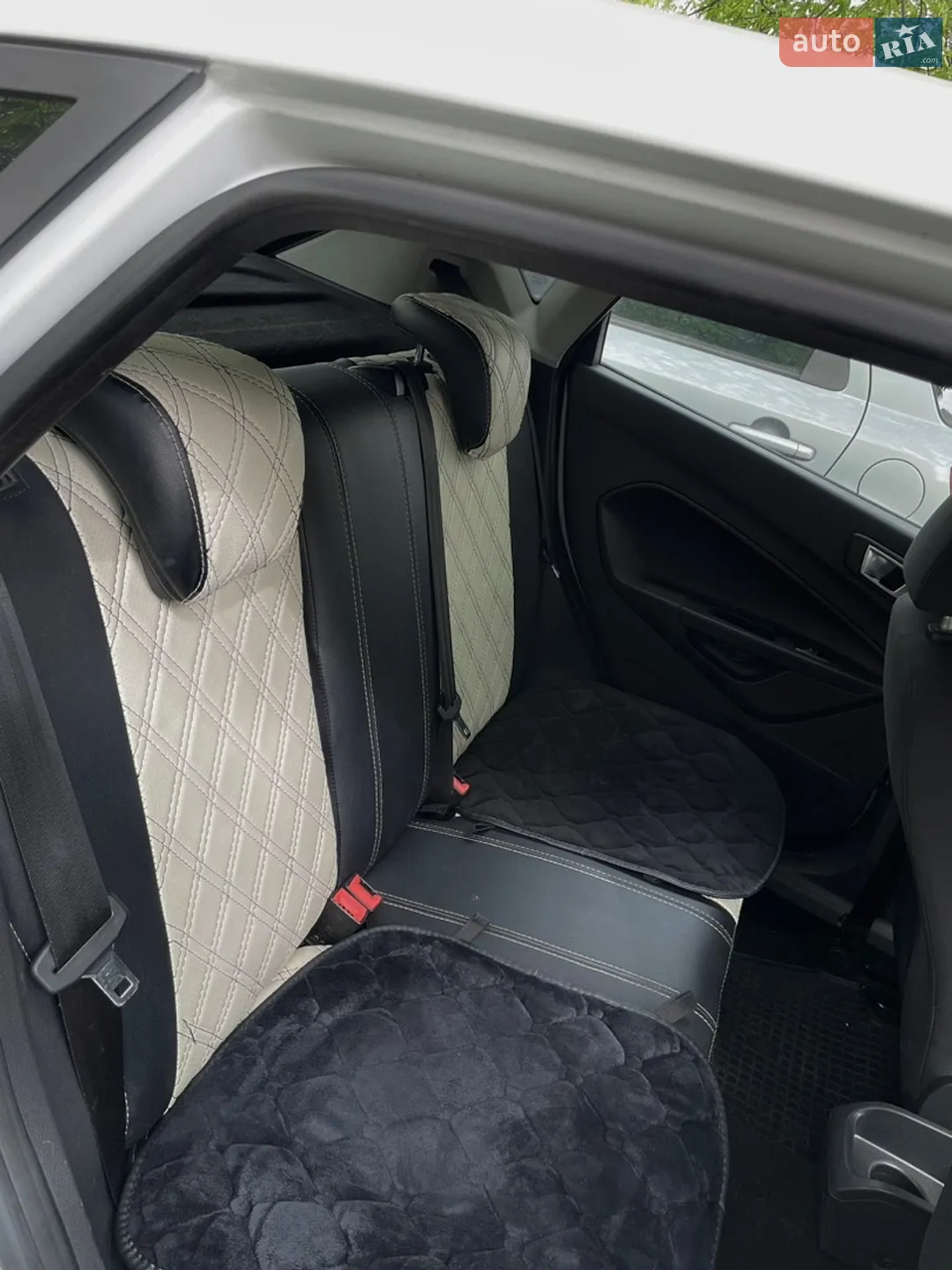 2016 Ford Fiesta - мініатюра 7