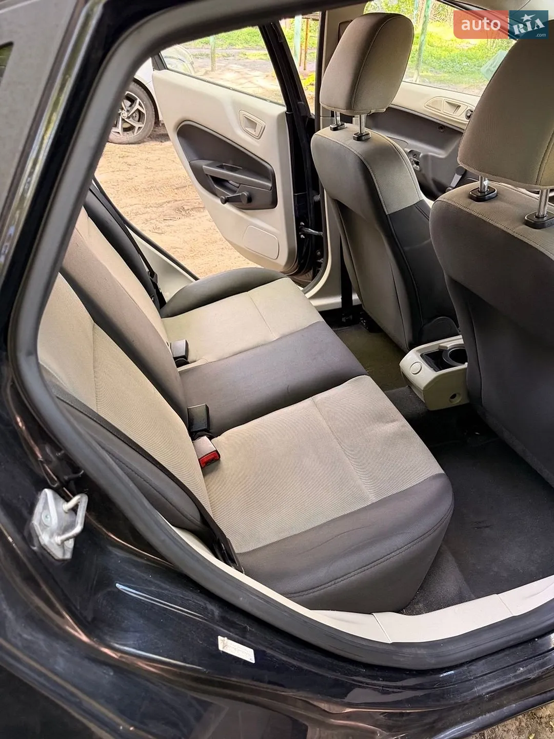 2013 Ford Fiesta - мініатюра 51