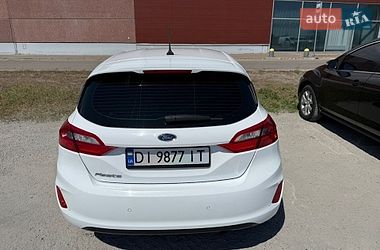 Хетчбек Ford Fiesta 2017 в Києві