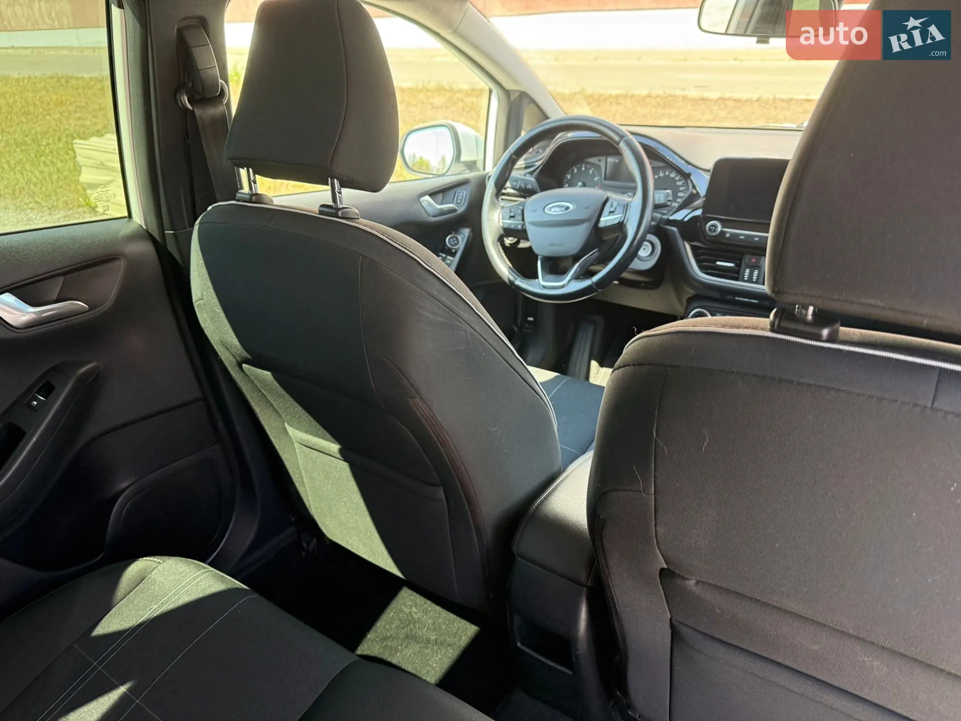 2017 Ford Fiesta - мініатюра 13