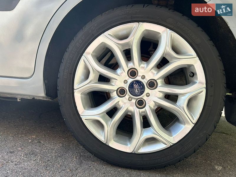 Хетчбек Ford Fiesta 2006 в Києві