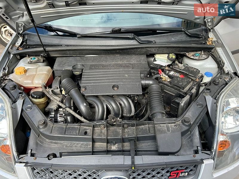 Хетчбек Ford Fiesta 2006 в Києві