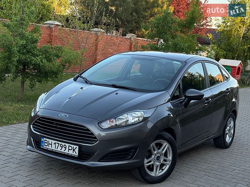 Седан Ford Fiesta 2019 в Одессе