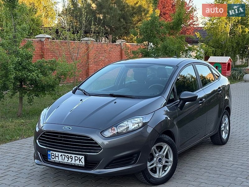 Седан Ford Fiesta 2019 в Одессе
