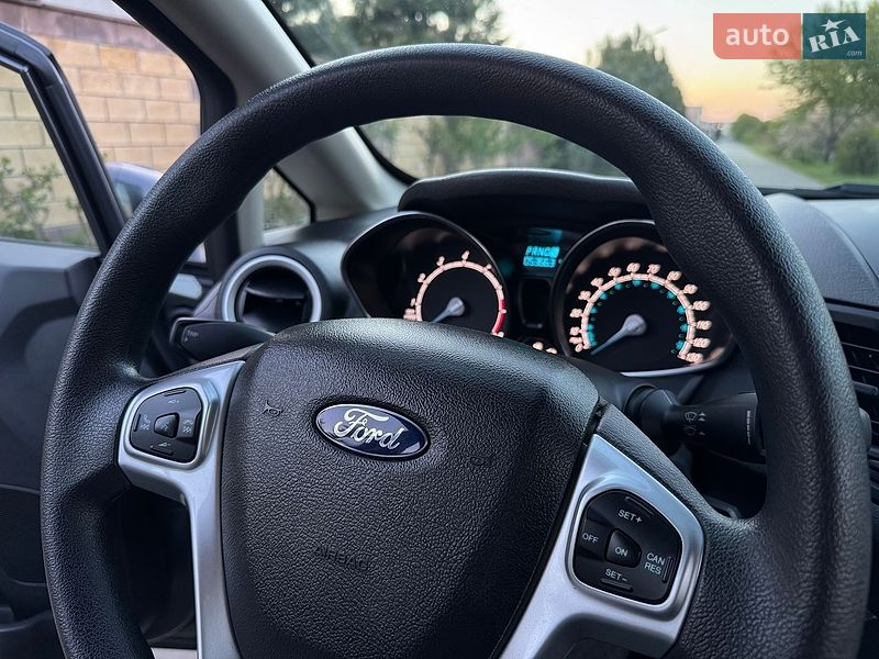 Седан Ford Fiesta 2019 в Одессе